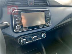 نيسان فيرسا